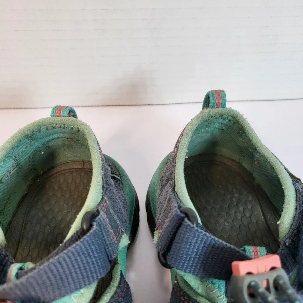 KEEN‎ Seacamp II CNX Youth Sandals Size 12 Blue Green Water Shoes